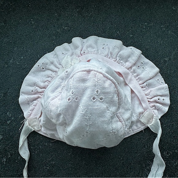 2/$10 - White & Pink Baby Bonnets and White knit Baby Booties with tassels - Picture 4 of 15